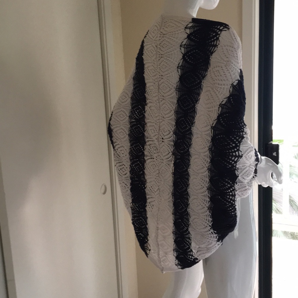 Navy blue white knitted mercerize shawl bolero